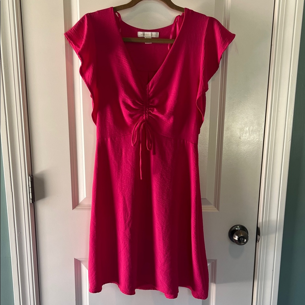 Chic Fuchsia V-Neck Mini Dress
